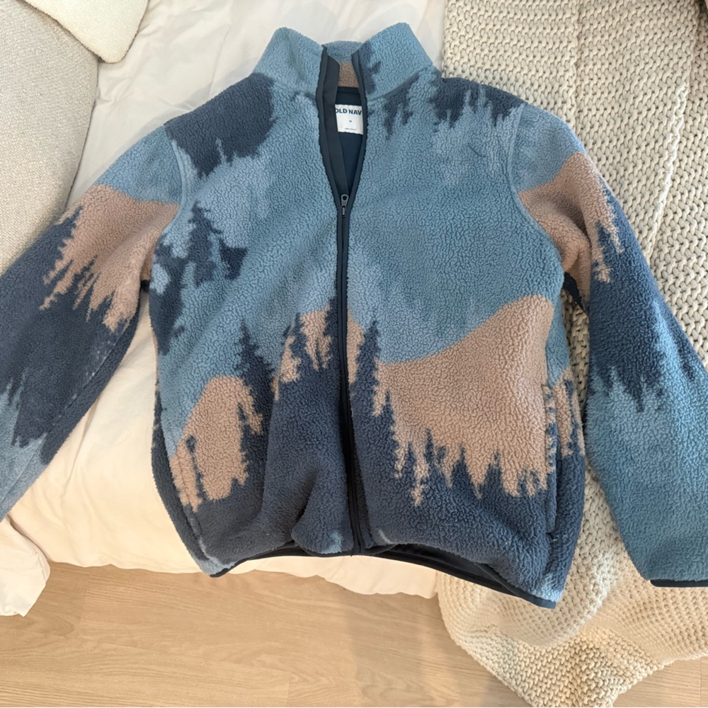 Old Navy Blue and Tan Men's Sweater